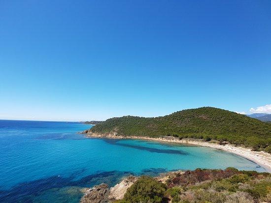Plage de la Tour Genoise Fautea